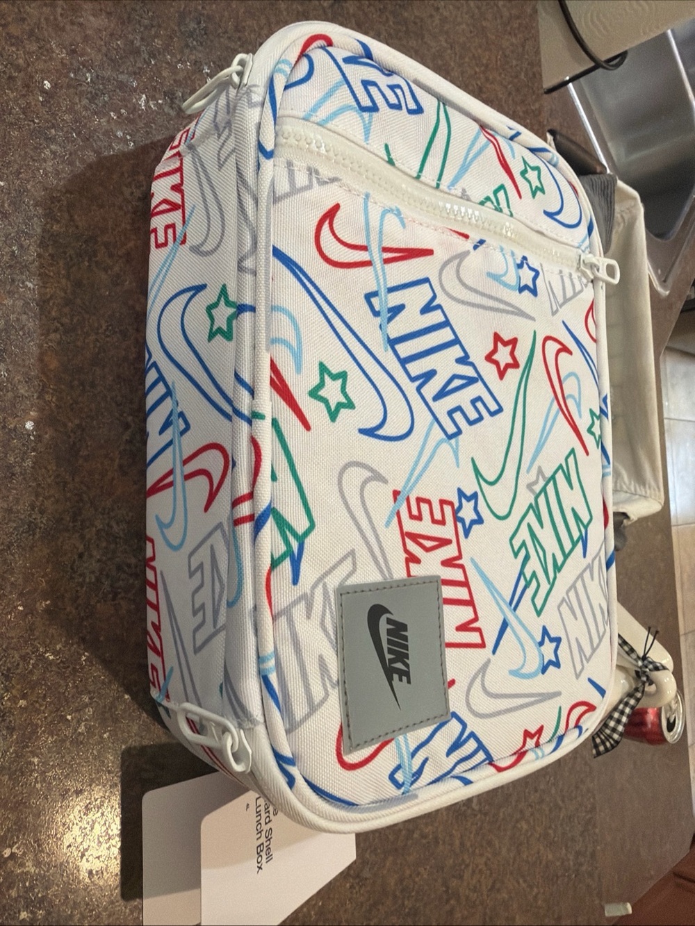 Nike Futura Fuel Pack Lunch Box White Multi Insulated Bag 9A2929-W4H New